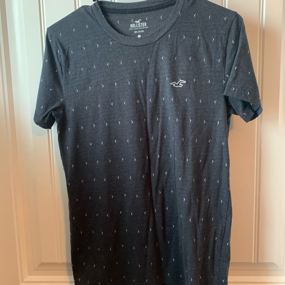 XS Hollister shirt like new